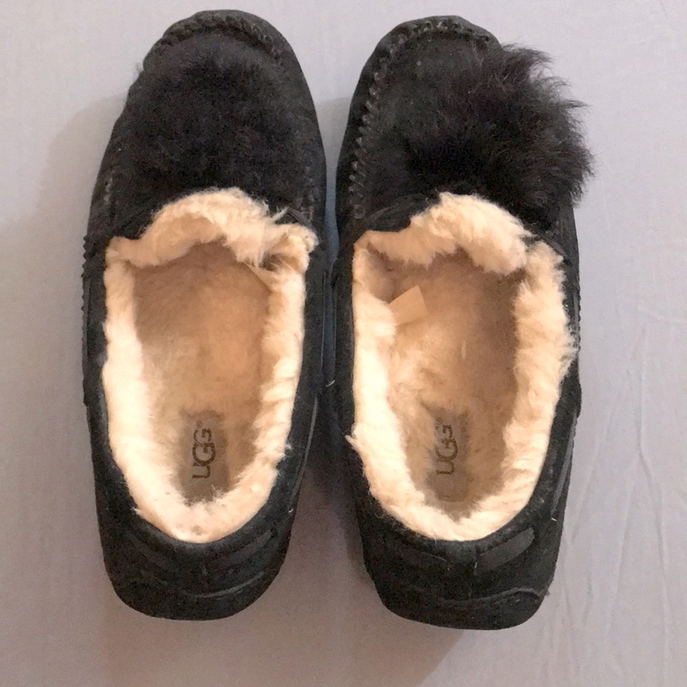 Ugg Dakota Pom Pom Slippers